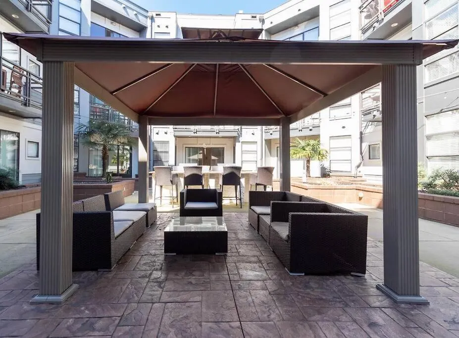 Luxury Apartment Wifi, Gym, Pool, Shops & Food! Unit 329 Charlotte 0*,  United States